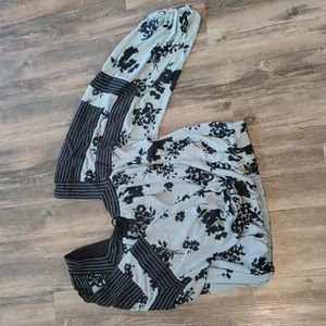 Gimmicks Flowy Floral Powder Blue Blouse